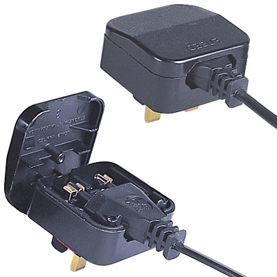 Reiseadapter England British UK GB Stecker auf Euro Flachstecker Reiseadapter England British UK GB Stecker auf Euro Flachstecker