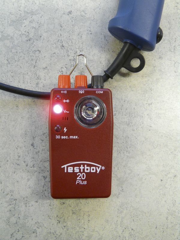 90-798-02620_Kabeltester_Durchgang_TB20Plus_B04