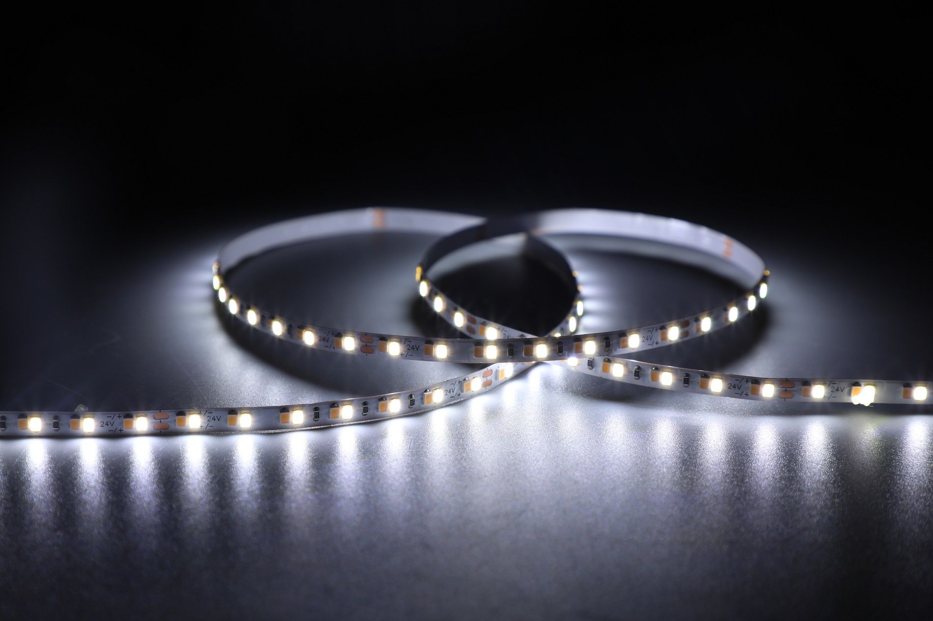 5m LED Stripe flexibel IP20 Neutralweiss 24V Stripe 96W 12000lm mit 800LEDs Breite 10mm 4000K