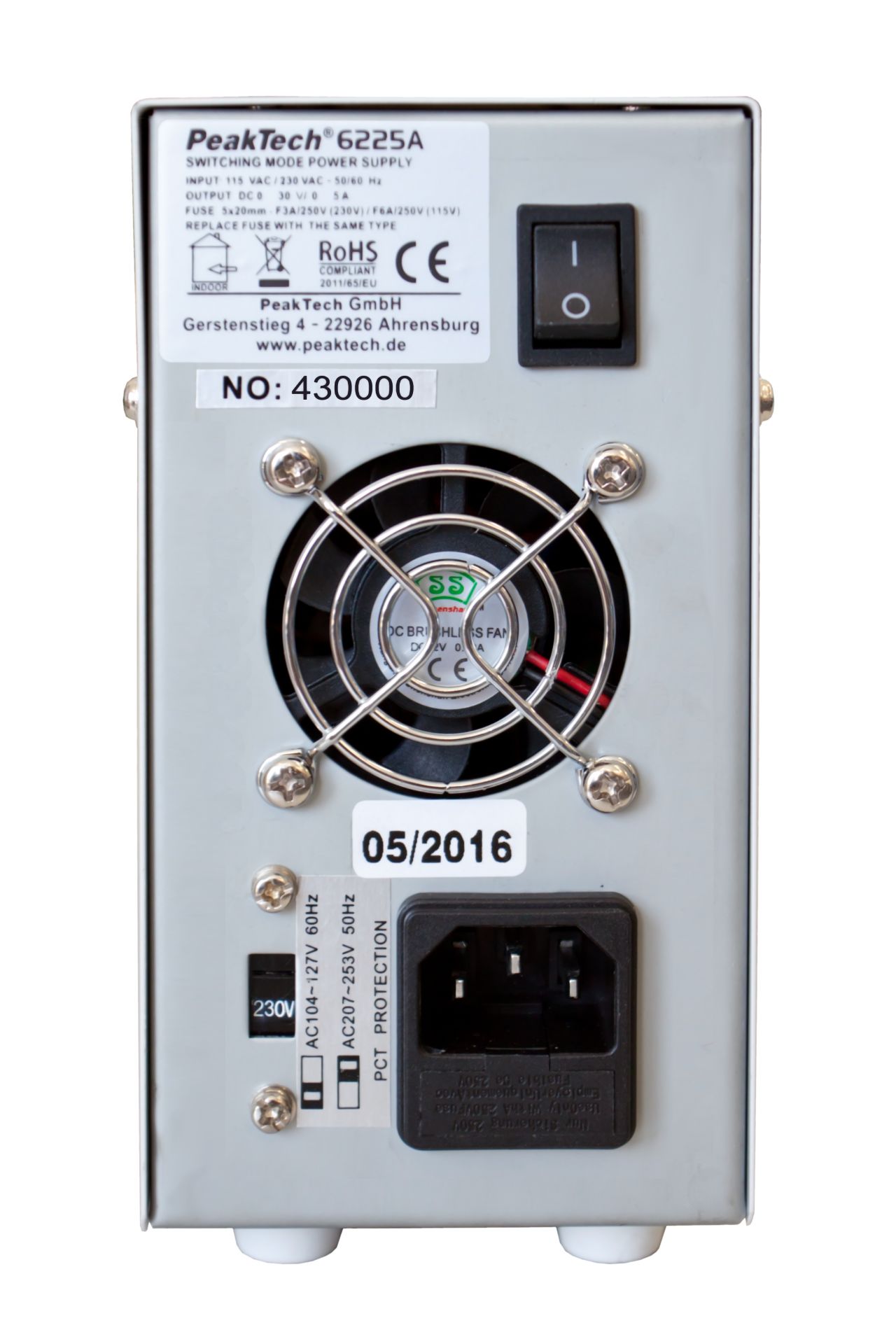 Labornetzteil_0-30V_5A_6225A_Ruck_Freigestellt