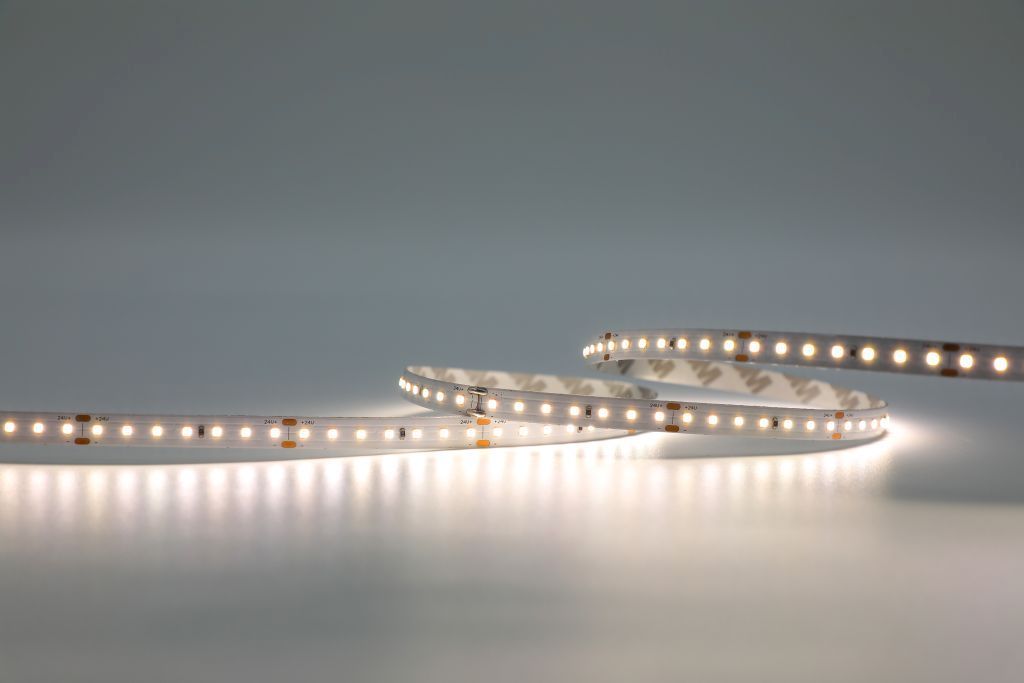 5m LED Streifen Weiss 4000K Neutralweiss 24V Stripe 48W IP20 mit SMD-LEDs 5m LED Streifen Weiss 4000K Neutralweiss 24V Stripe 48W IP20 mit SMD-LEDs