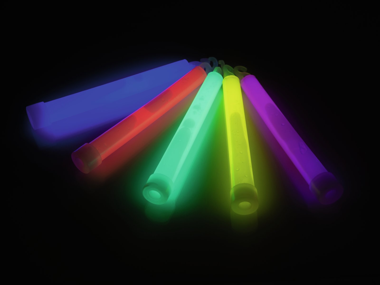 Knicklicht_Leuchtstaebe_2024